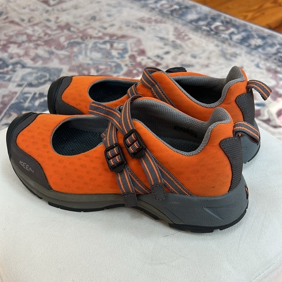 Keen Malibu Mary Jane Waterproof Orange Stretch Strap Trail Shoes - Picture 5 of 7